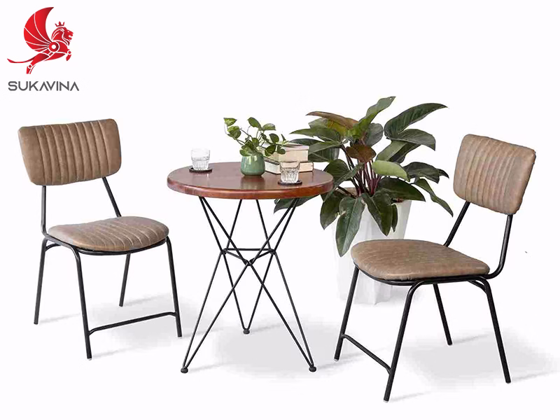 Ghế chân sắt lựa chọn cho không gian sống hiện đại và bền bỉ