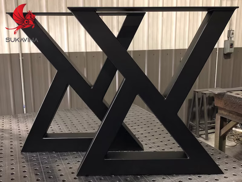 APPLICATIONS OF BOX STEEL TABLE LEGS IN MODERN OFFICE FURNITURE